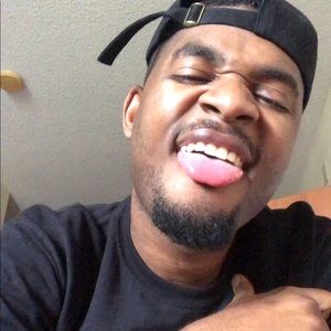 Meet your Posher, Mikal